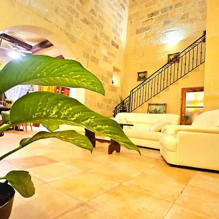 Charming Pool Side Cottage Xaghra Exterior photo