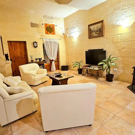 Charming Pool Side Cottage Xaghra Exterior photo
