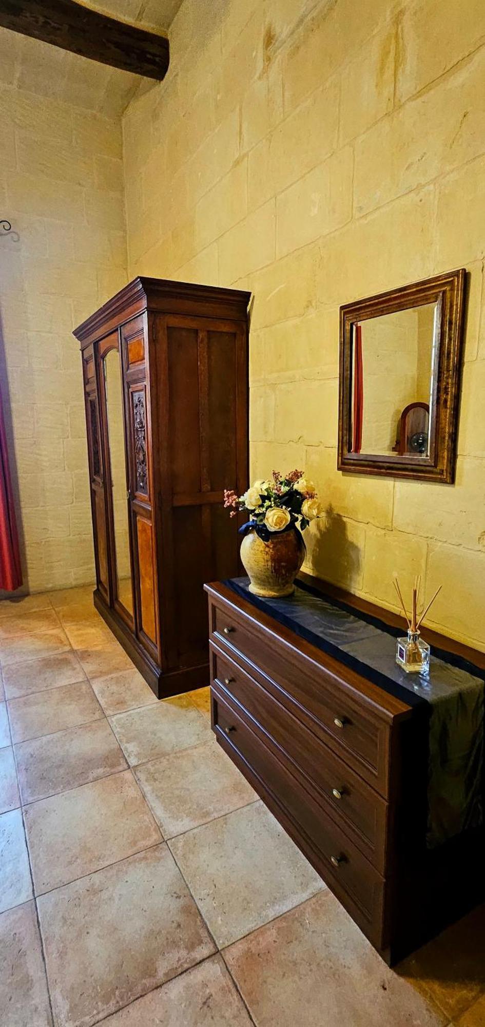 Holiday home Charming Pool Side Xaghra